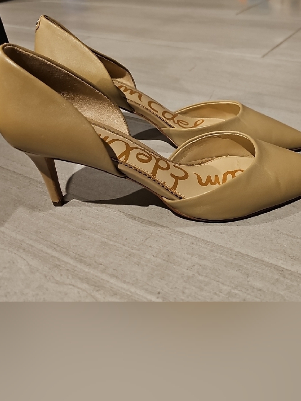 Sam Edelman Jaina Soft BeigePointed-Toe D'Orsay Pumps - Picture 2 of 5